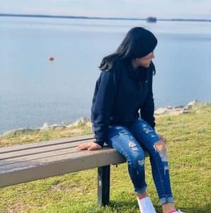 Meet your Posher, Emily